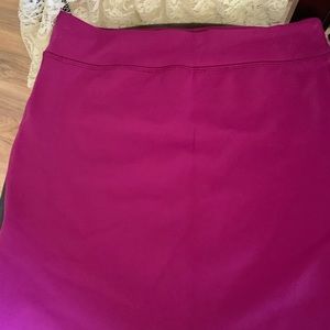 Lululemon skirt never worn